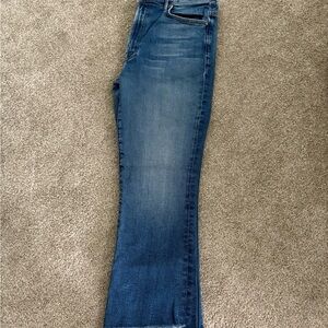 MOTHER The Insider Crop Step Fray Jeans Size 31 – Medium Wash
